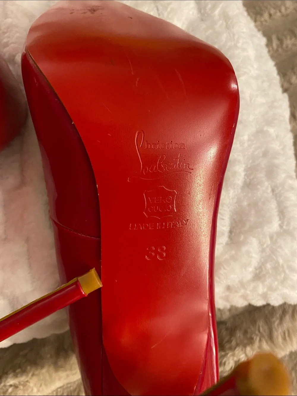 NWOT, Christian Louboutin Red Patent Pointed Toe Pumps - Classic Stiletto